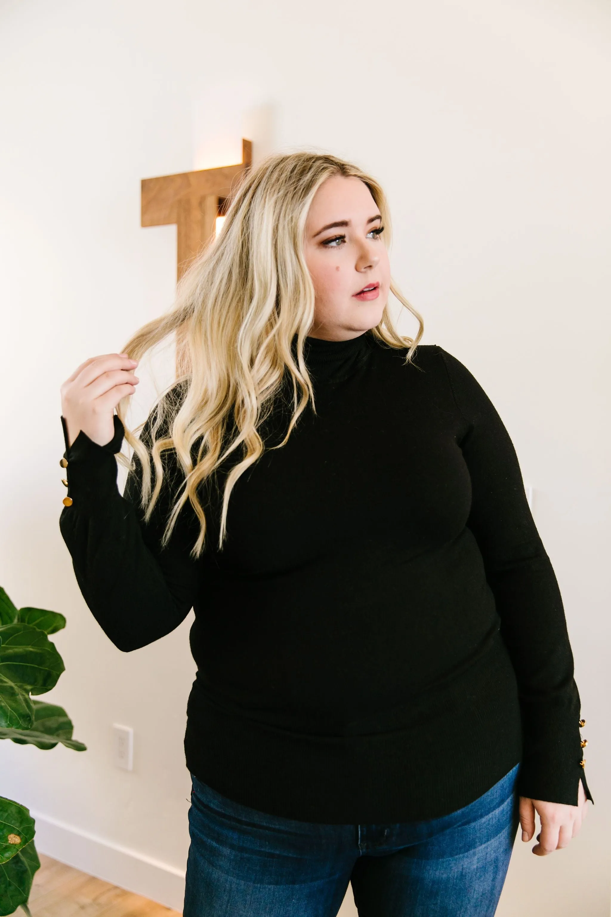 Button Sleeve Elegance Turtleneck In Black