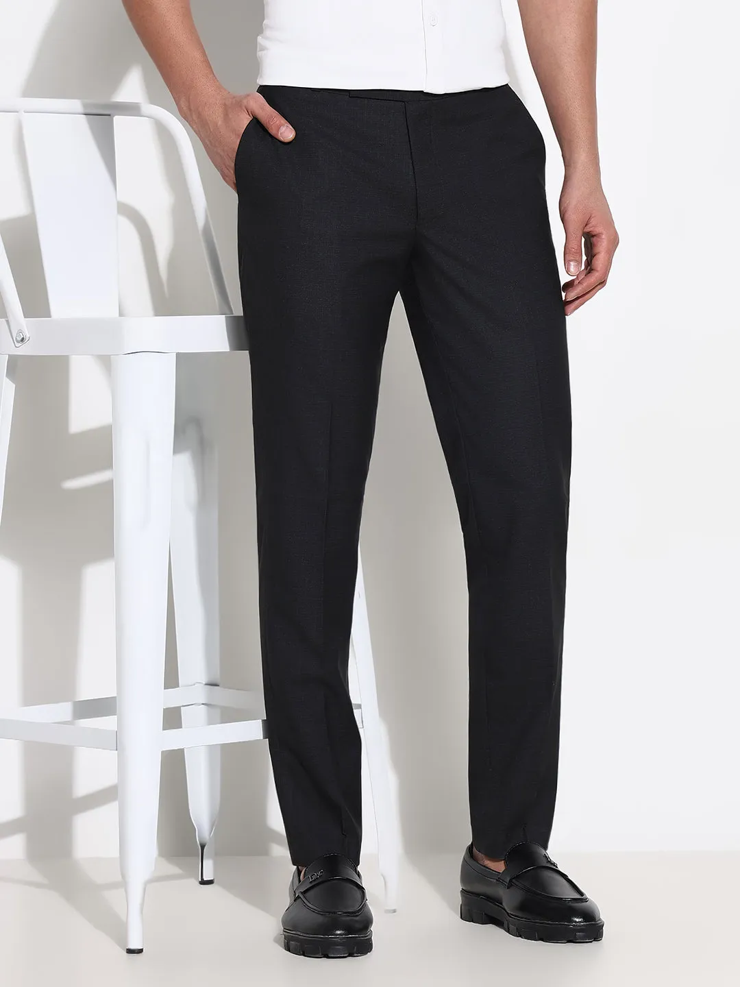 Men Black Solid Low-Rise Formal Trousers