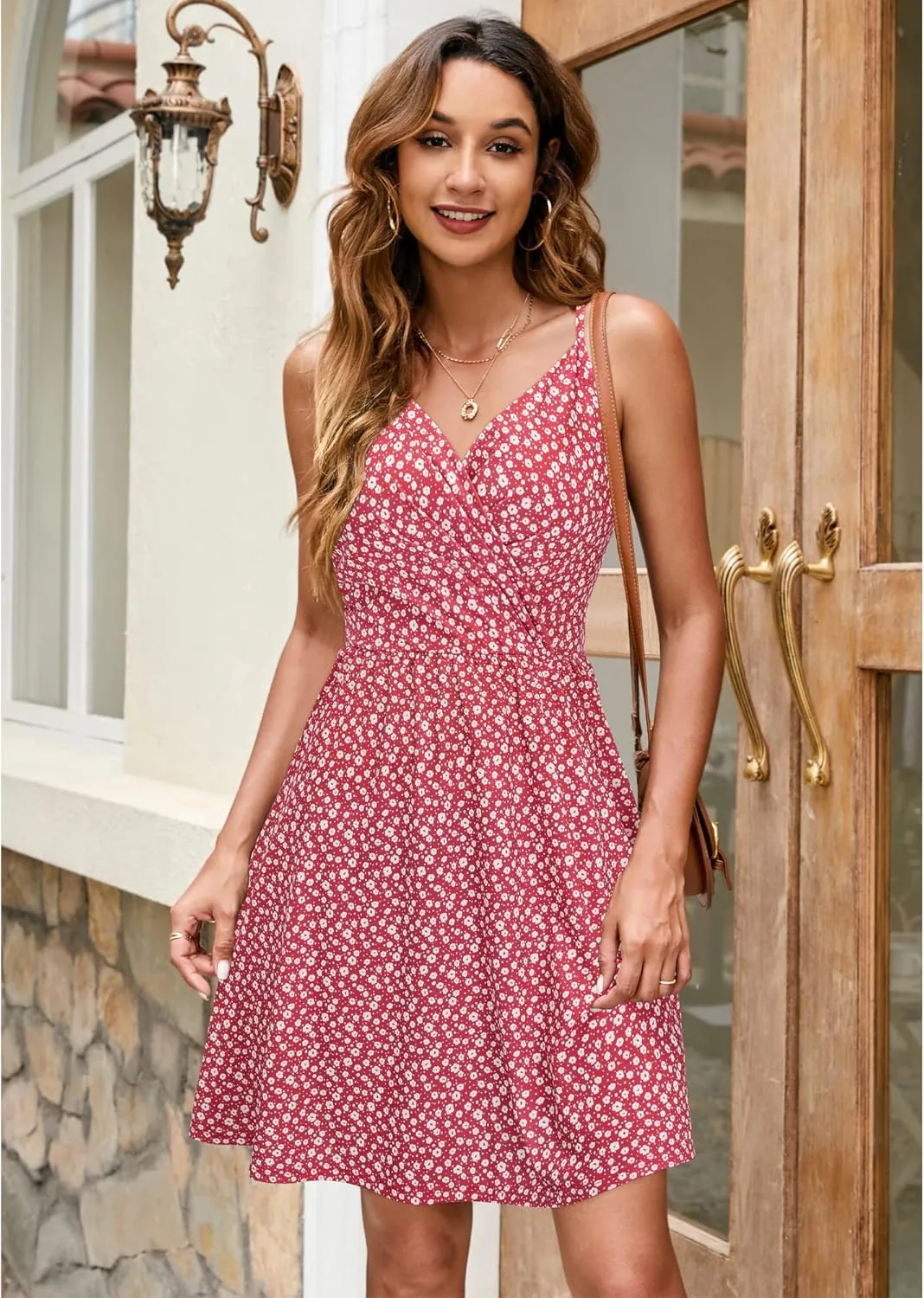 Newshows Women's Summer Dress 2025 Spaghetti Strap Sleeveless V Neck Casual Swing Sundress with Pockets
