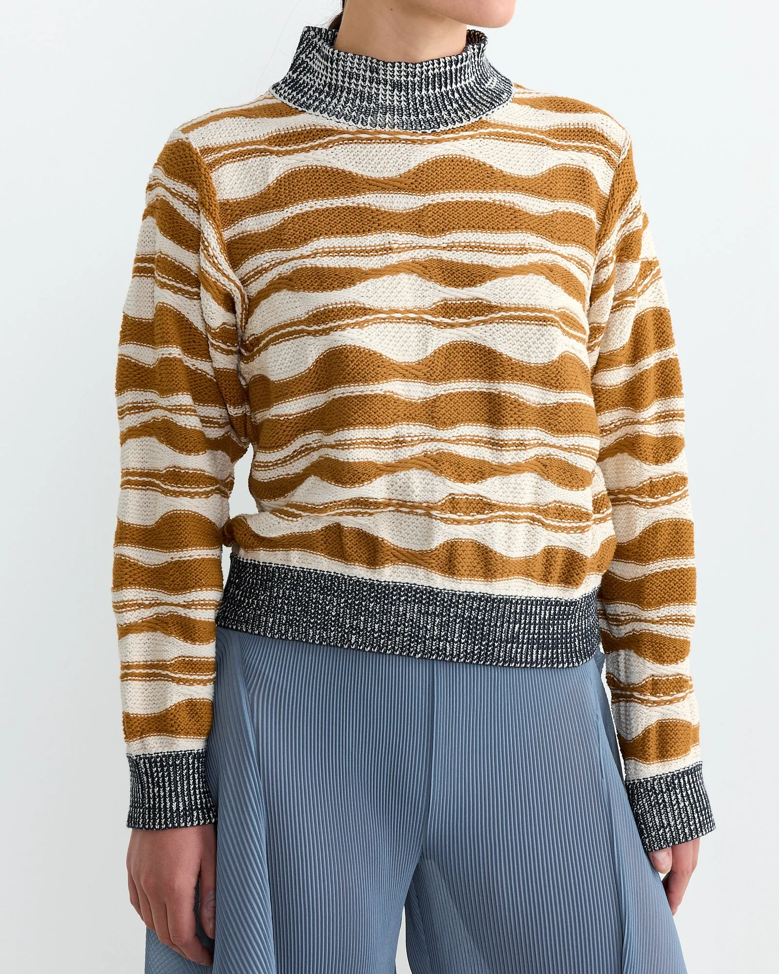 Wave Knit Jumper in Rust Beige Mountain Waves