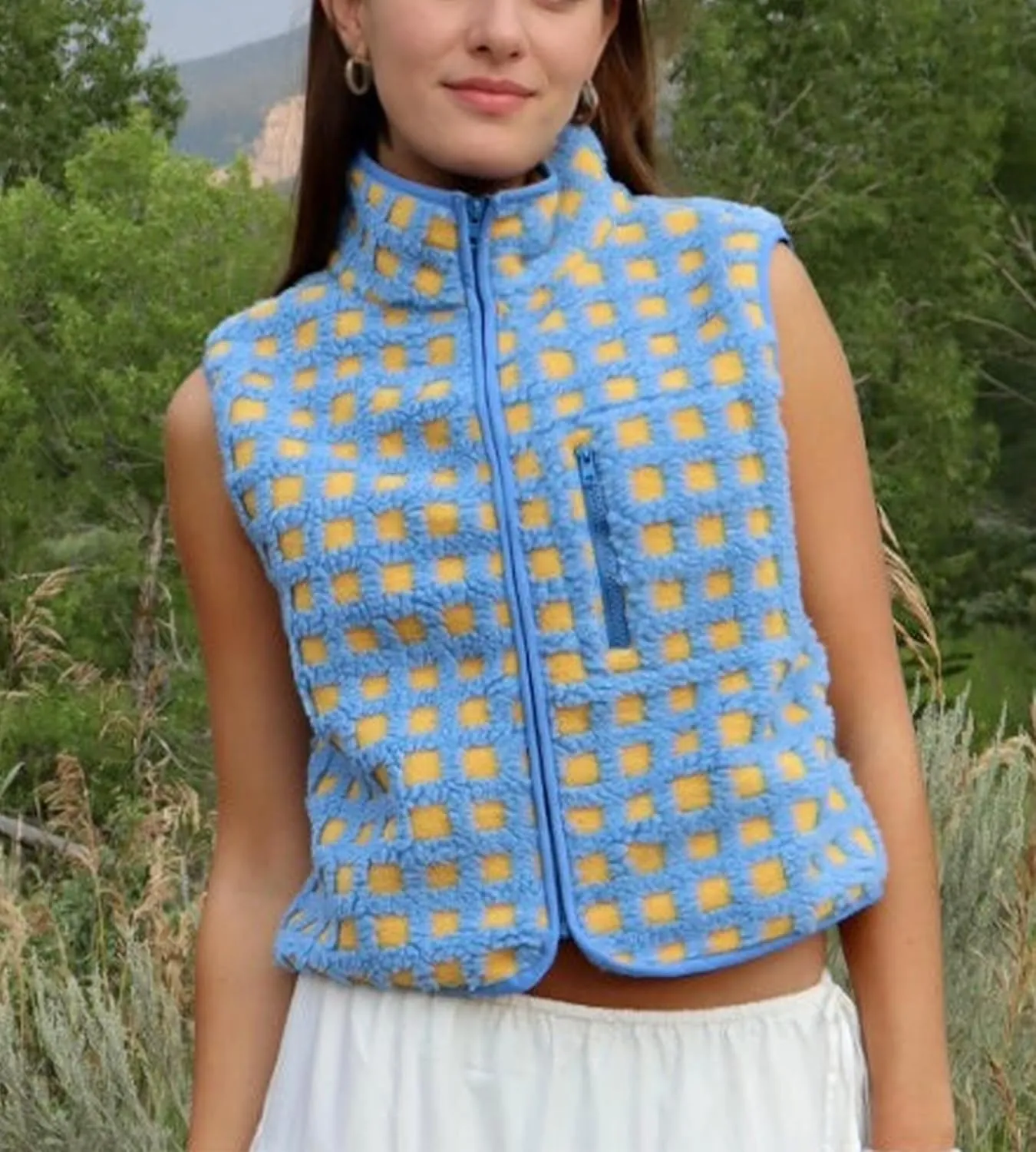 Womens Checkered Sherpa Vest Fleece Jacket Lightweight Zip Up Sleeveless Crochet Plaid Gilet with Pocket